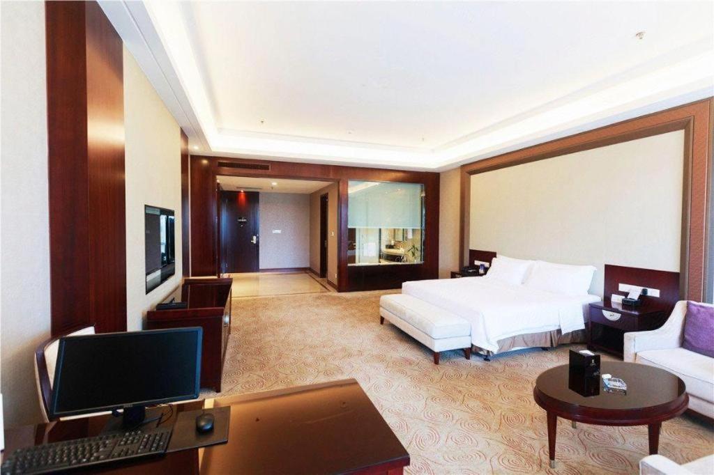 Linyi Blue Horizon International Hotel Yi He Eksteriør bilde