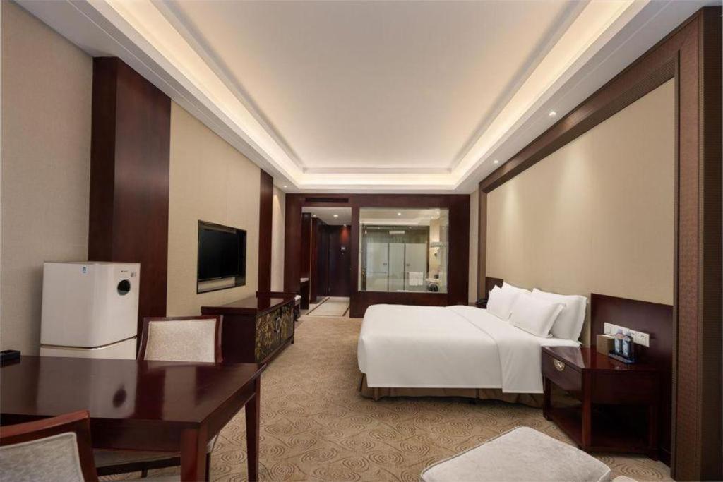Linyi Blue Horizon International Hotel Yi He Eksteriør bilde